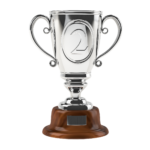 srebrny puchar z drugim miejscem na podium