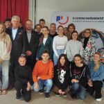 uczniowie kl. 4C z zaproszonymi gośćmi