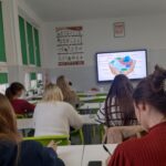 uczniowie w czasie wykładu