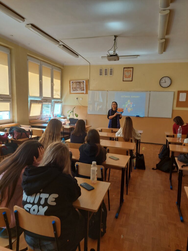uczniowie w czasie zajęć