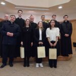 laureatki konkursu z księżmi